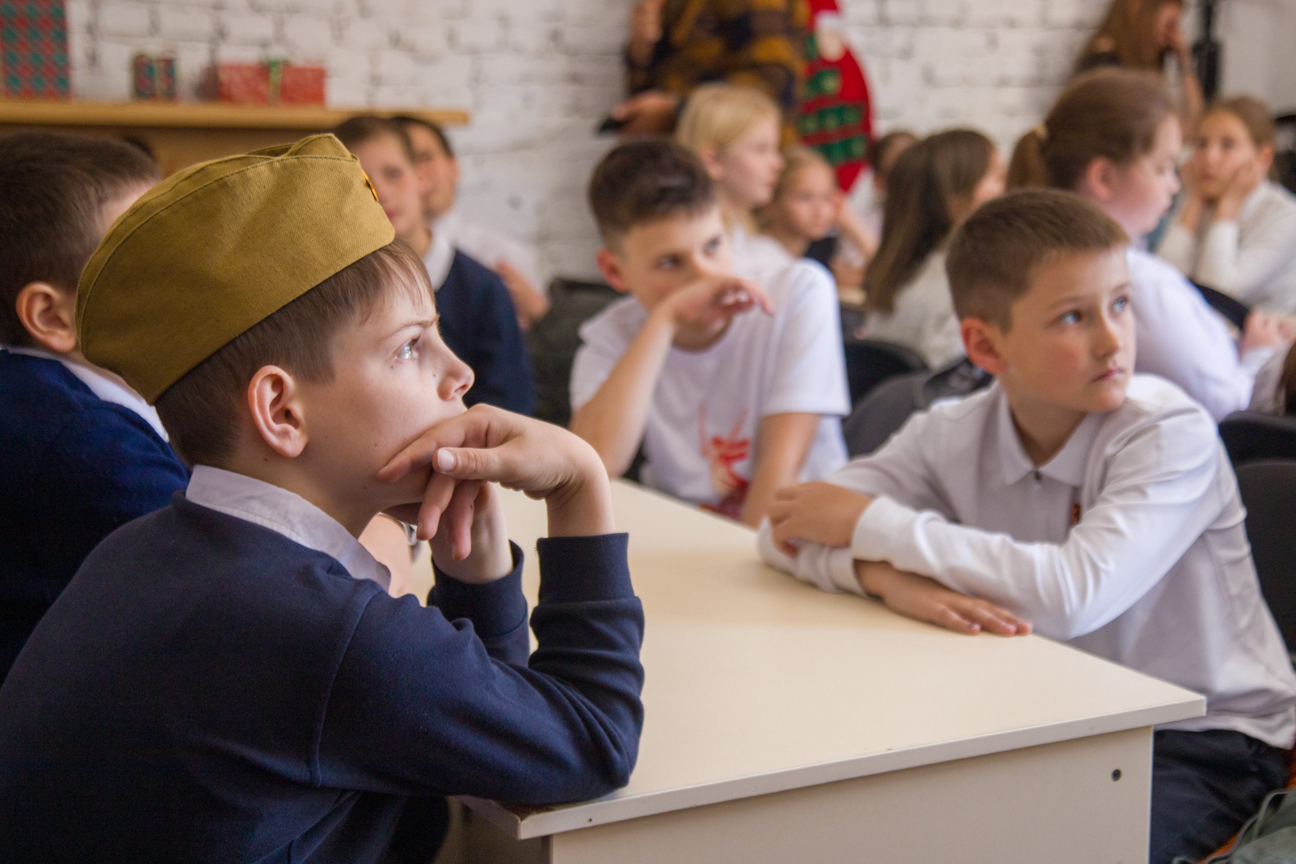 Подробнее о статье В Воронцовском дворце прошла патриотическая акция ко Дню Победы