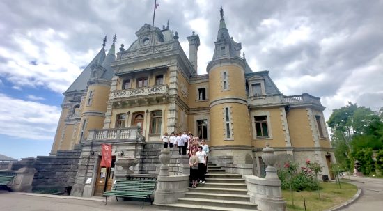 В Массандровском дворце прошли просветительские мероприятия, посвященные 84-ой годовщине начала Великой Отечественной войны.