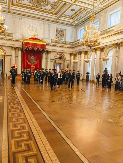 Сегодня, в рамках международного форума объединённых культур, состоялось вручение Эрмитажной премии в области культуры и искусства.
