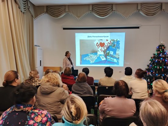 В День Республики Крым в Массандровском дворце прошли просветительские мероприятия.
